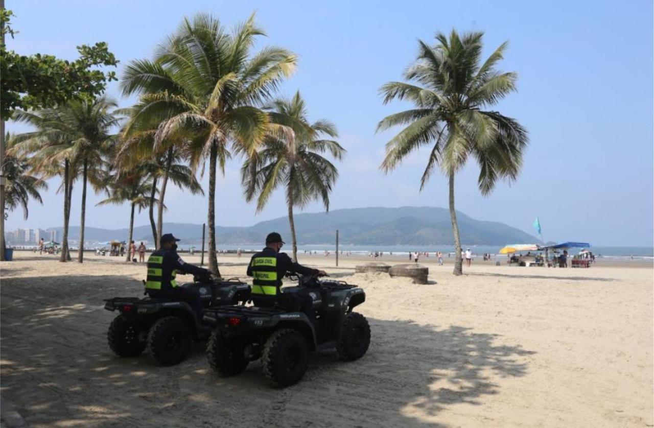 Quadra Praia 70 M Do Mar Santos  Exterior photo